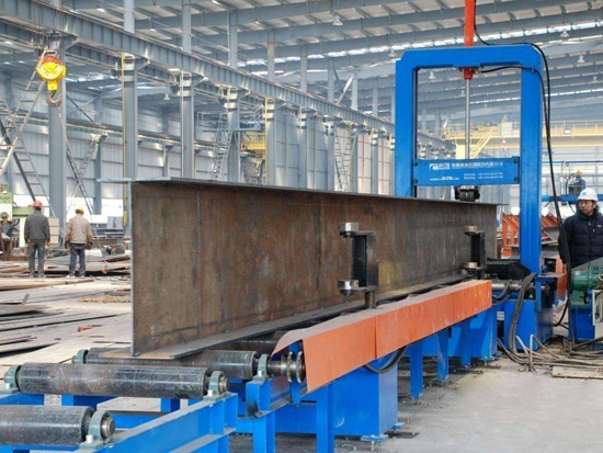 H型鋼組立機 鋼構設備